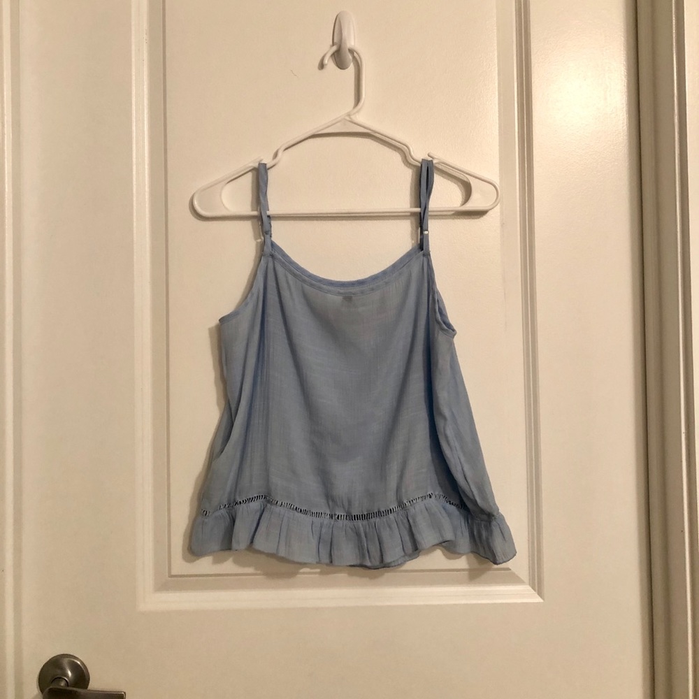 H&M light blue flowy tank